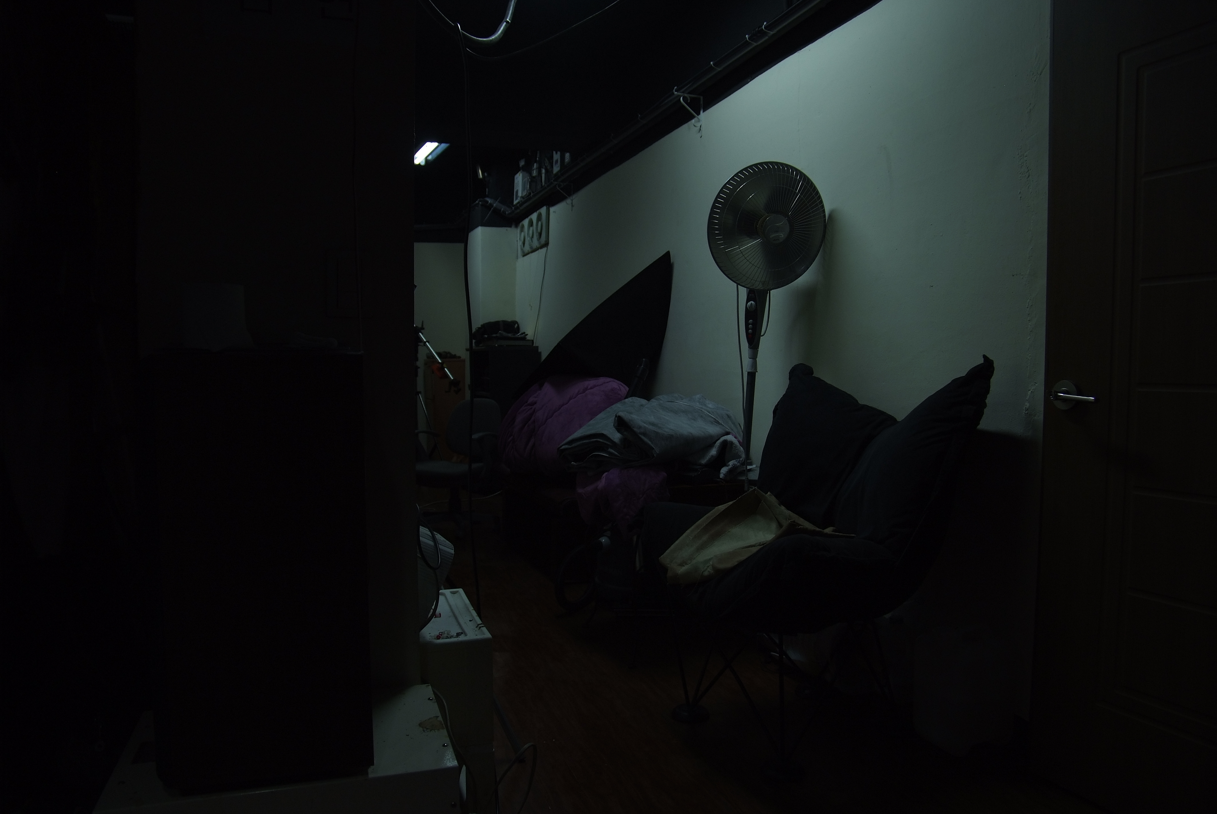 미분류 / 에스더 1215장 5.96GB (2009.06.14)
